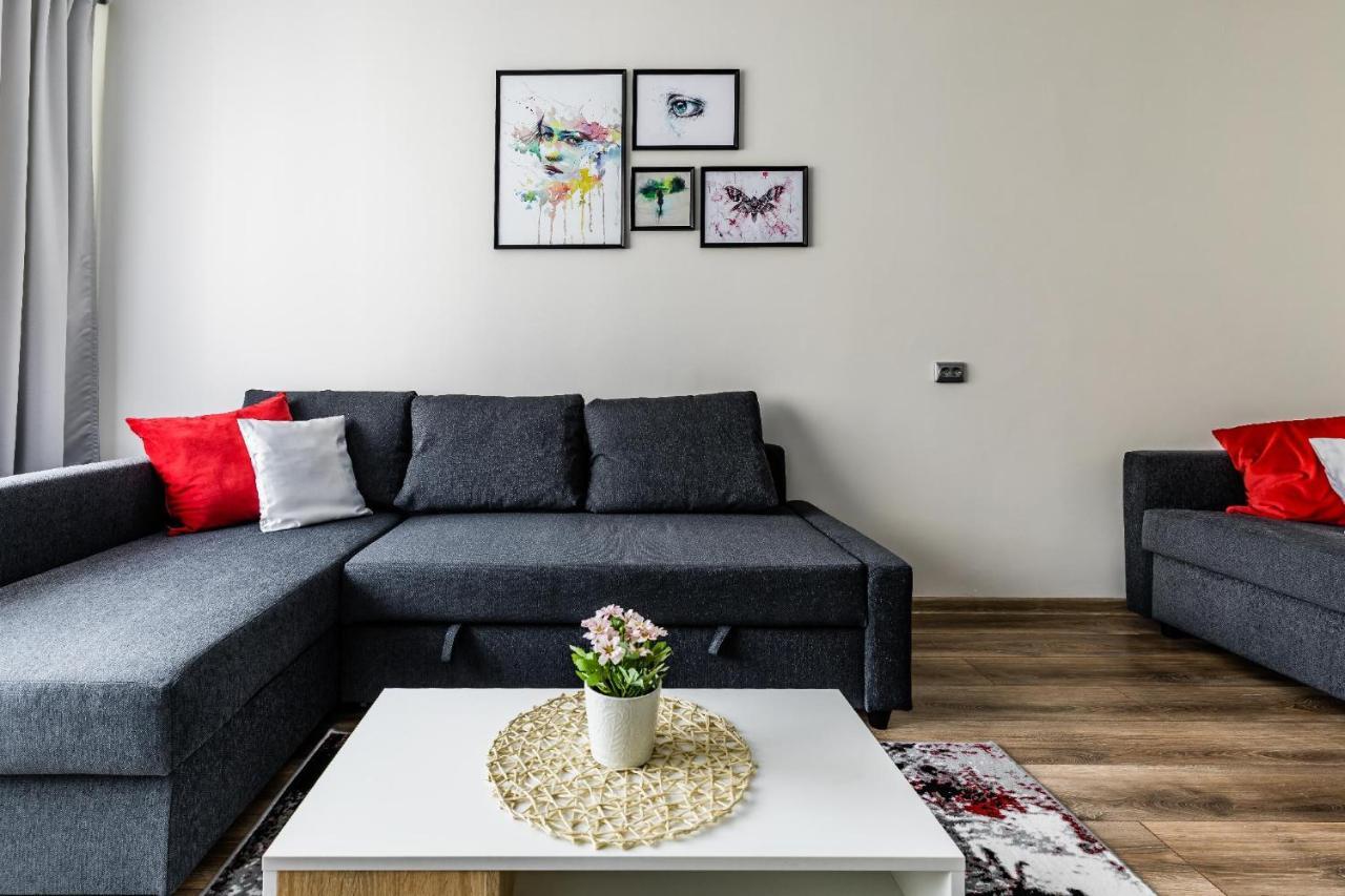 Scandinavian Inspired Design Вильнюс Экстерьер фото